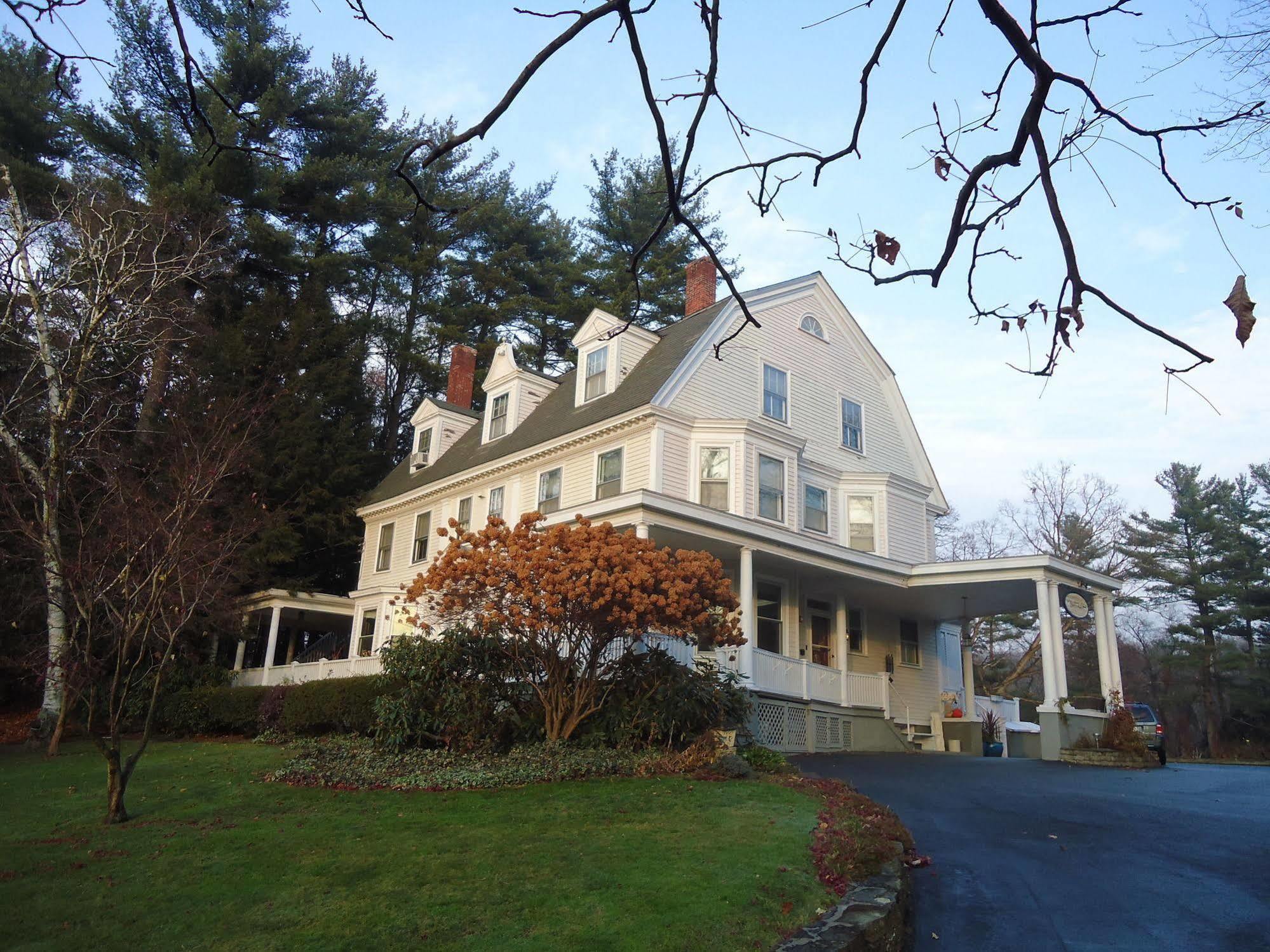 BRANDT HOUSE BED & BREAKFAST ::: MA, UNITED STATES ::: COMPARE HOTEL RATES